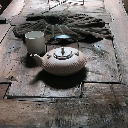 Aburry, Maison Poetique A La Montagne 招待所 *