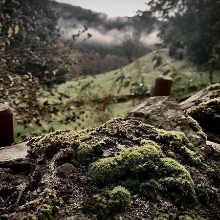 招待所 Aburry, Maison Poetique A La Montagne *