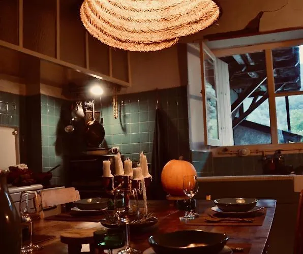 Aburry, Maison Poetique A La Montagne バルキュ