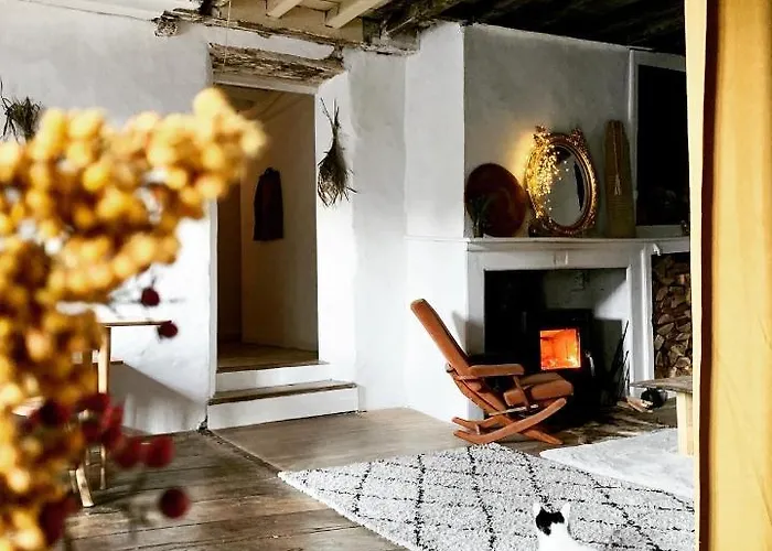 Aburry, Maison Poetique A La Montagne ゲストハウス *